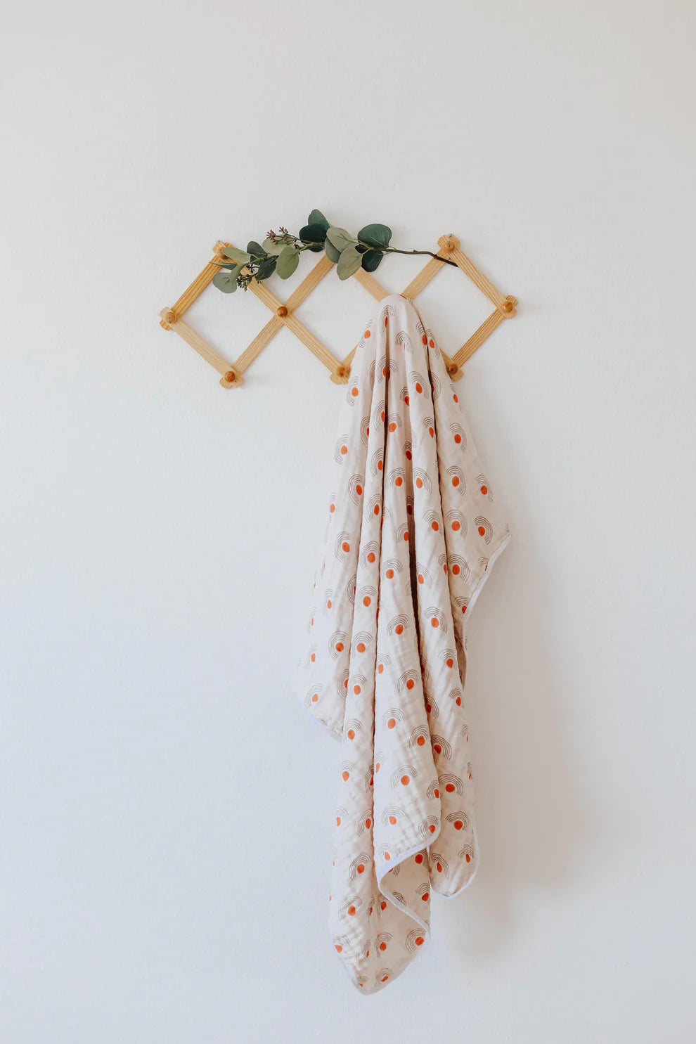 Muslin Quilt, Rainbow Half Moon